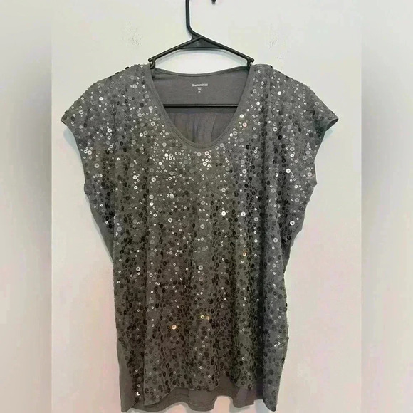 GARNET HILL Front Sequin Top Size XS Scoop Neck Short Sleeve - Picture 1 of 4